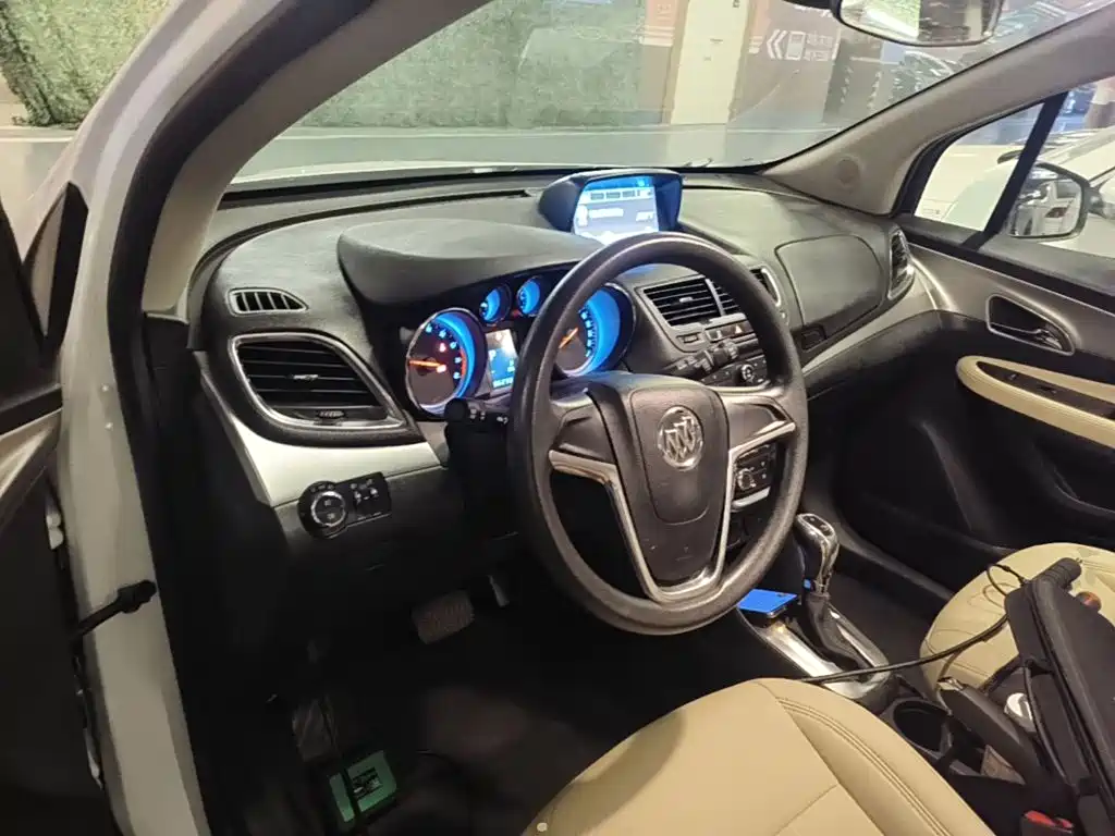 Buick Encore — миниатюра 10