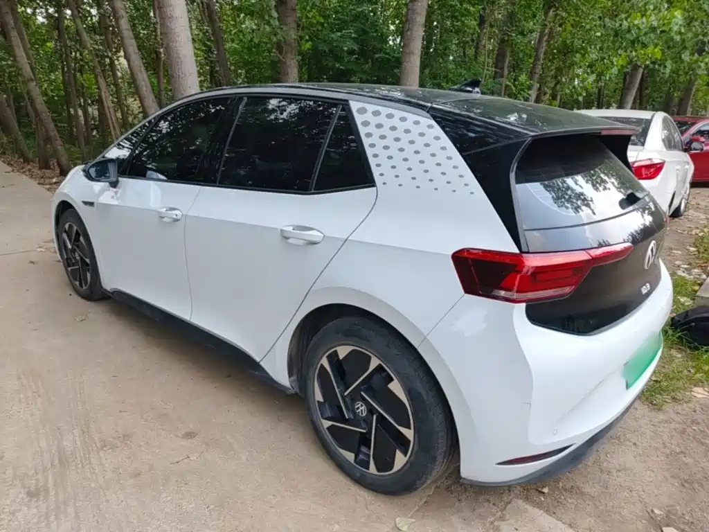Volkswagen ID.3 — миниатюра 5