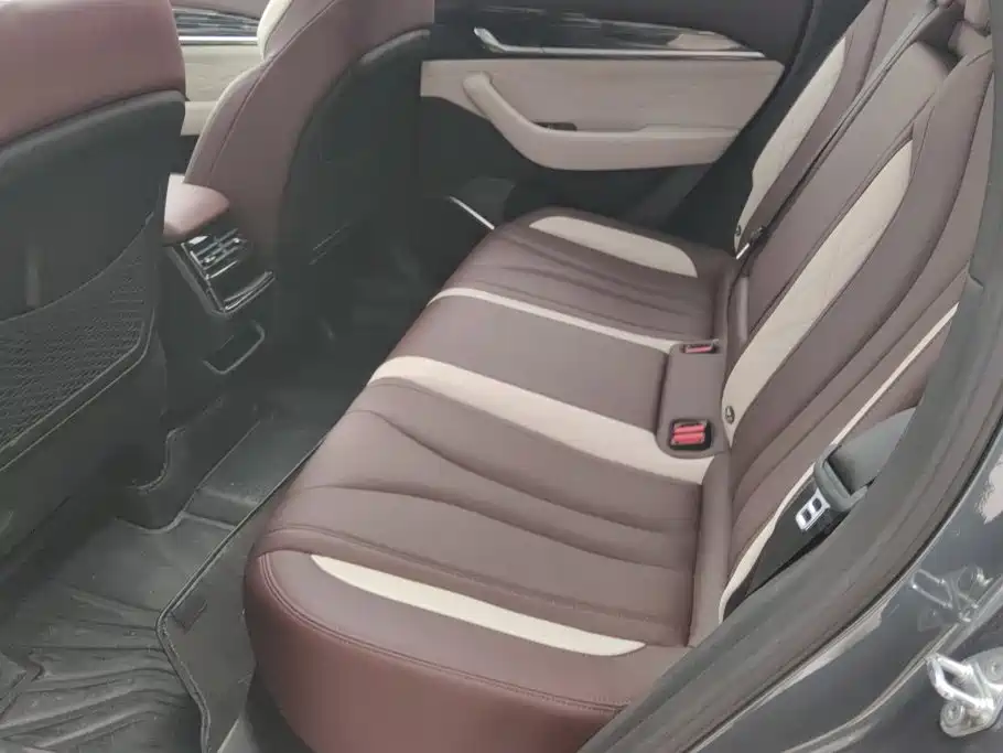 Geely Xingyue L — миниатюра 11
