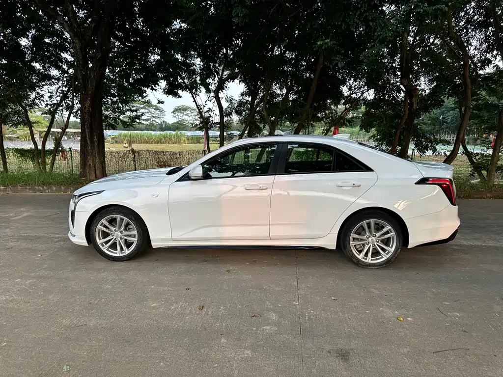 Cadillac CT4 — миниатюра 22