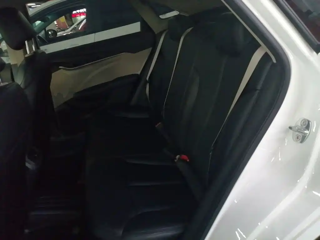 Buick Excelle — миниатюра 17