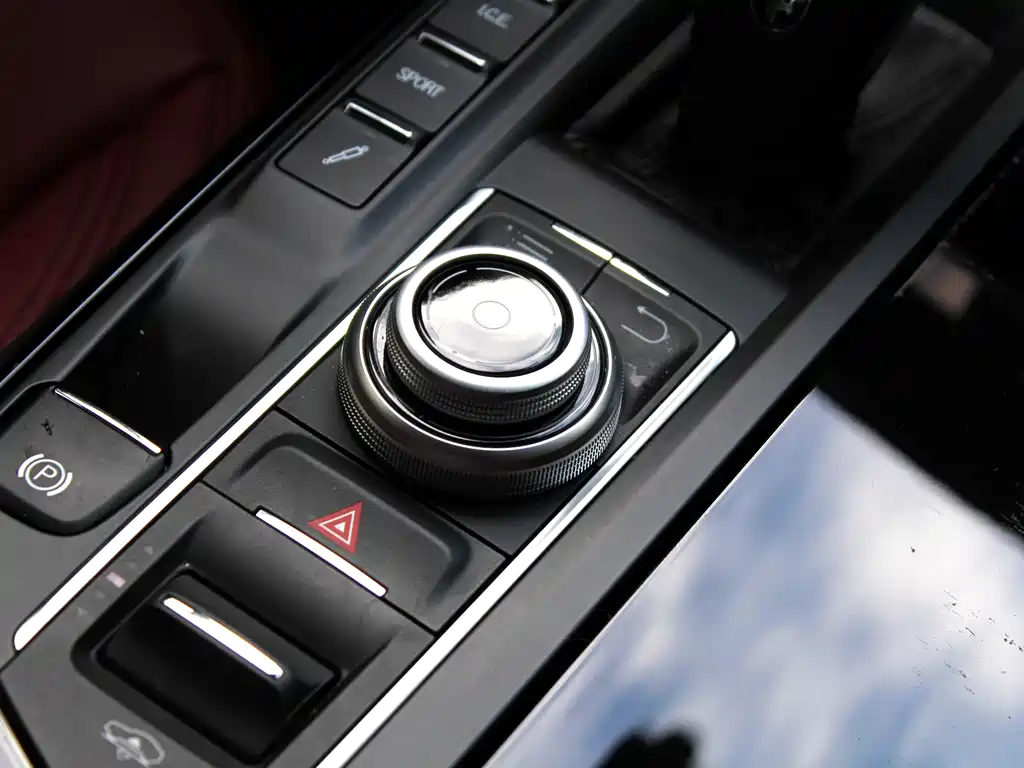 Maserati Levante — миниатюра 15