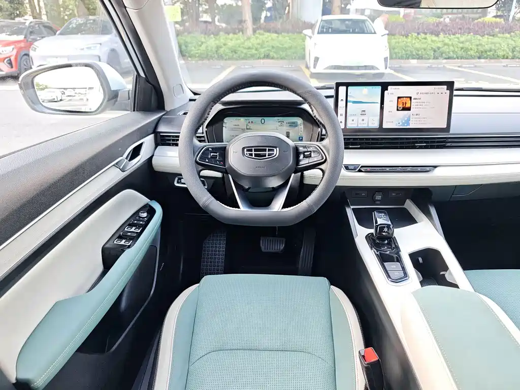 Geely L HiP — миниатюра 9