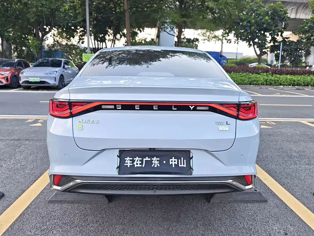 Geely L HiP — миниатюра 21