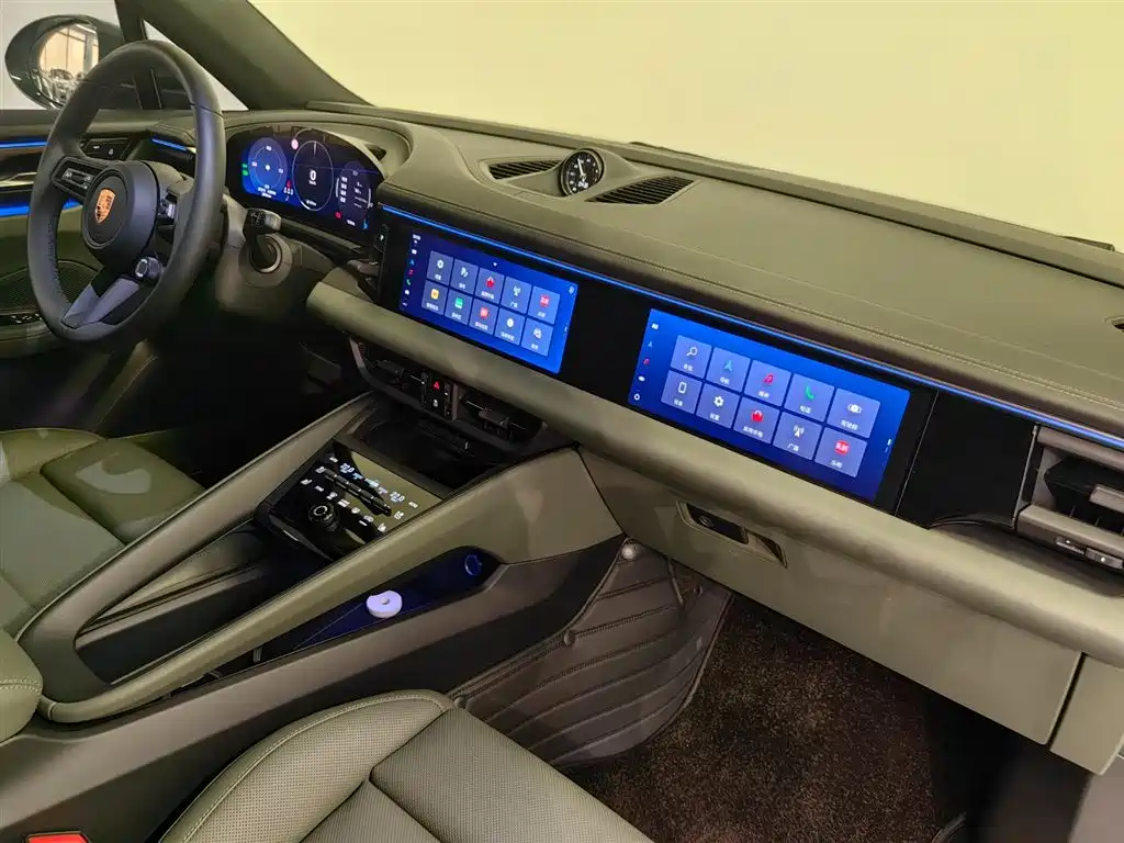 Porsche Macan EV — миниатюра 15