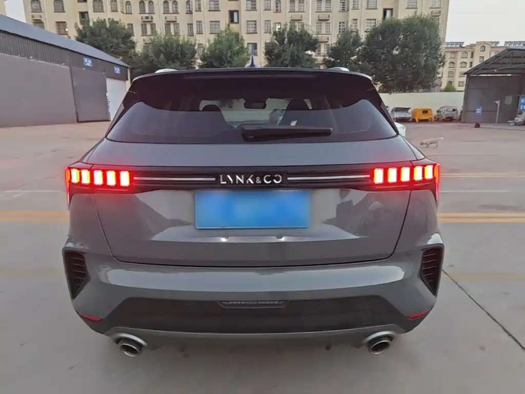 Lynk & Co 06 — миниатюра 6