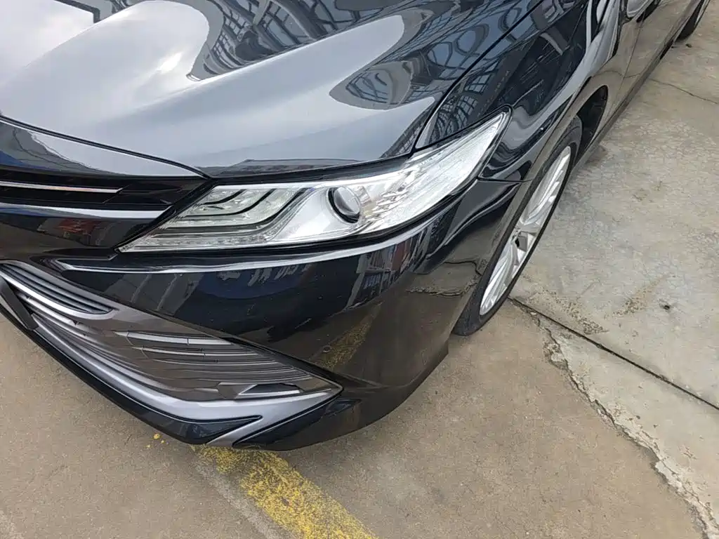 Toyota Camry — миниатюра 24