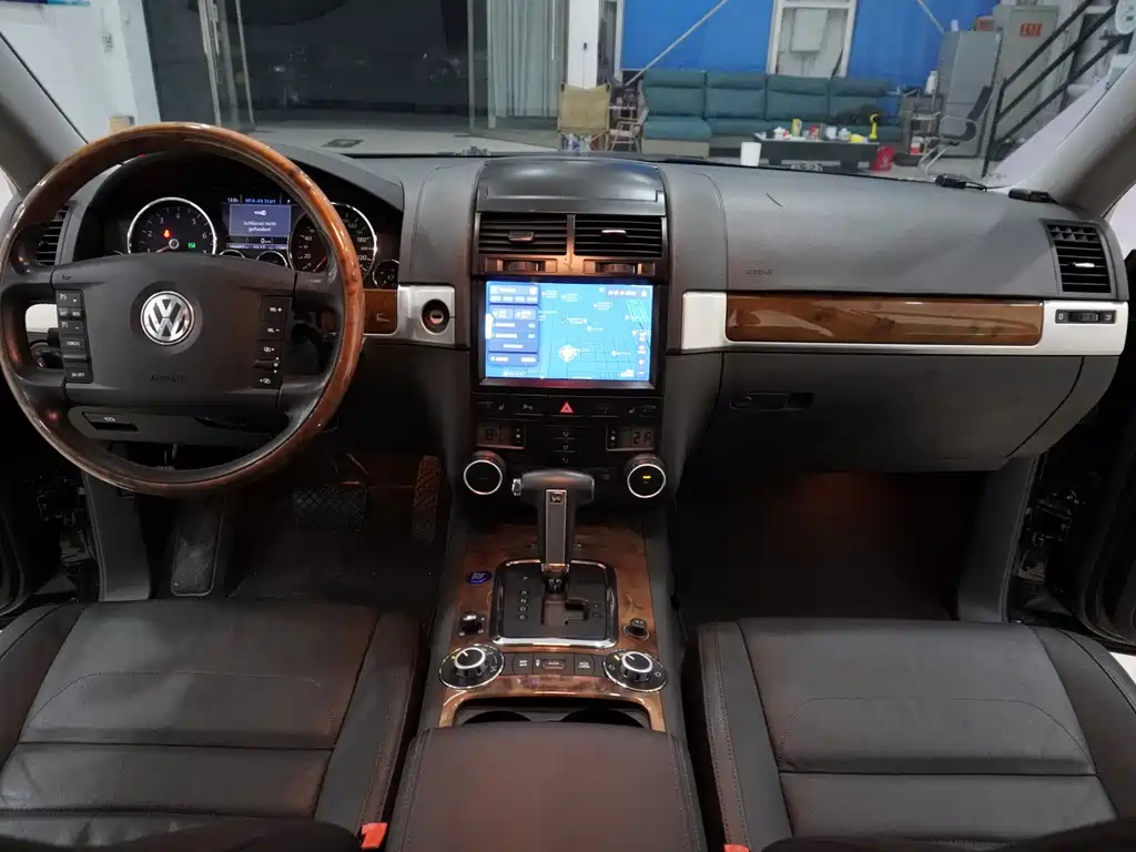 Volkswagen Touareg — миниатюра 9