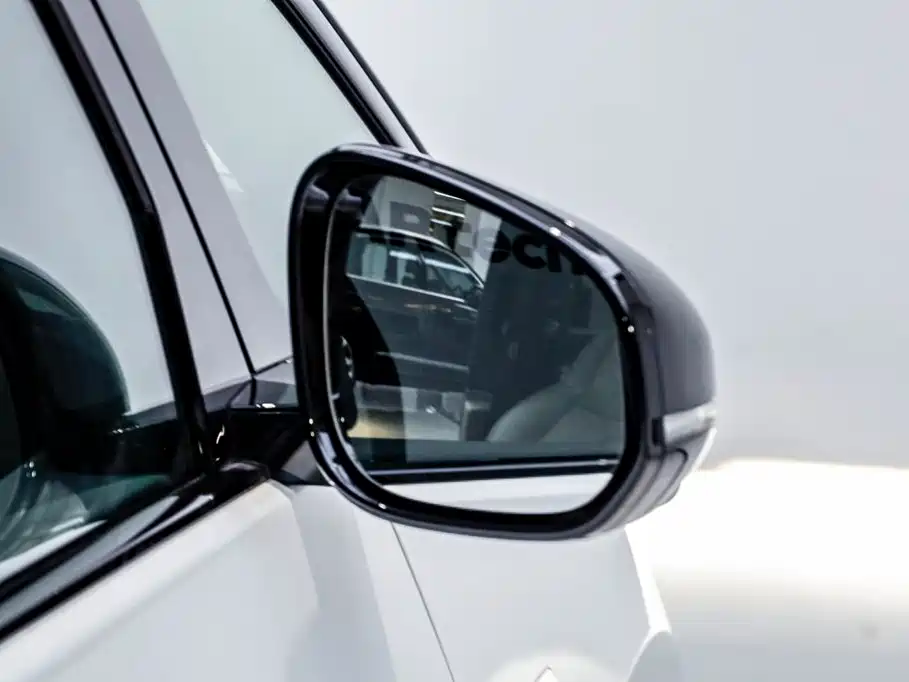 Li Auto Li MEGA — миниатюра 30