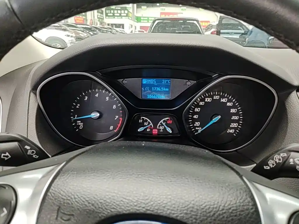Ford Focus — миниатюра 12