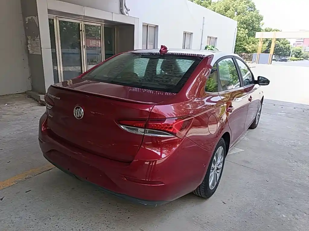 Buick Excelle — миниатюра 7