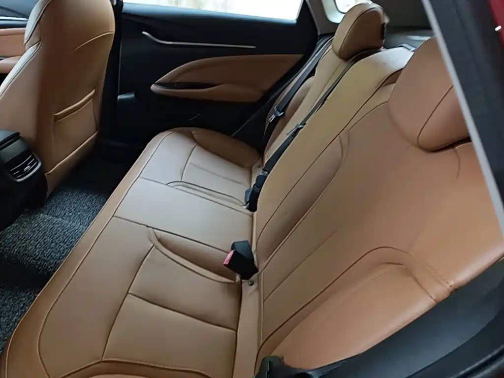 Buick Excelle — миниатюра 17