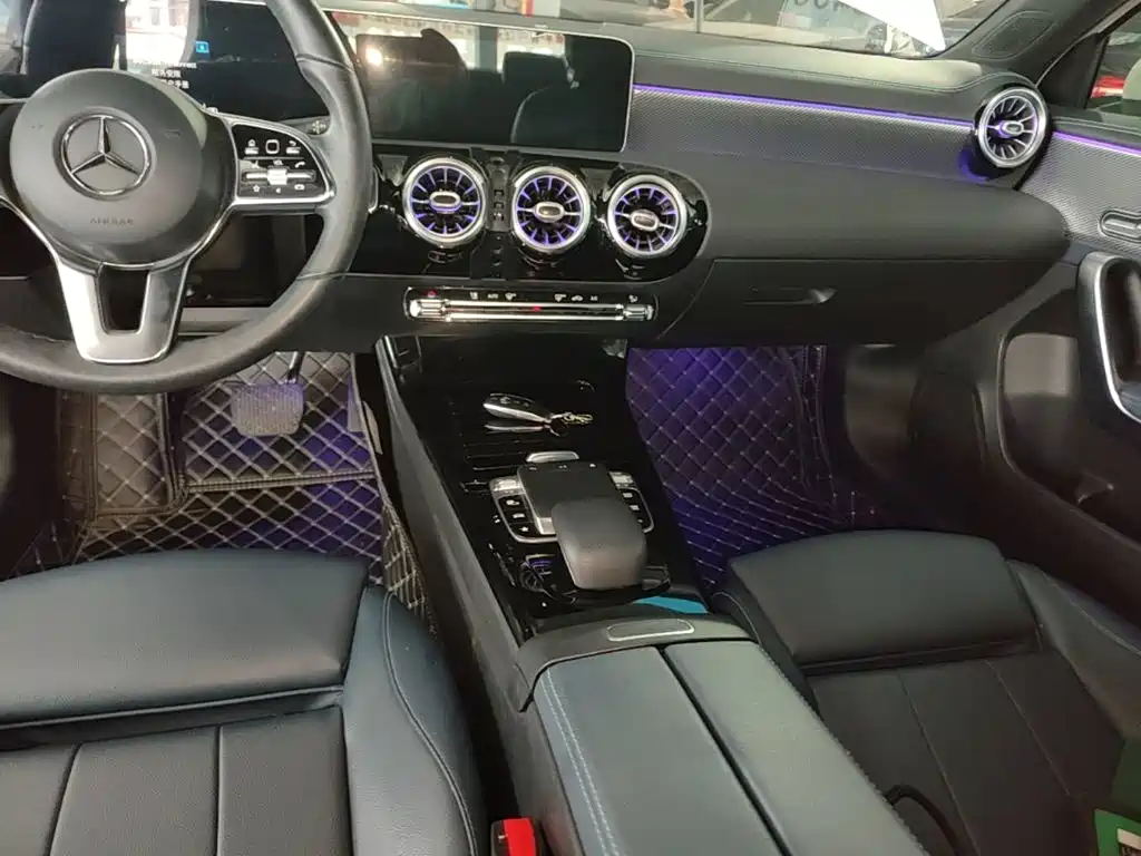 Mercedes-Benz A-Class — миниатюра 13