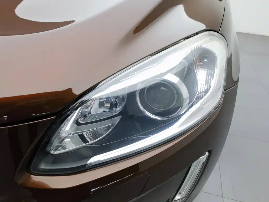 Volvo XC60 — миниатюра 7