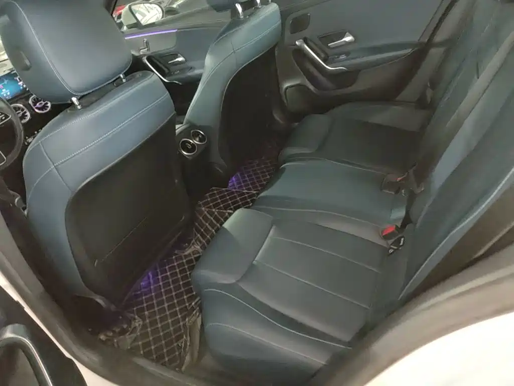Mercedes-Benz A-Class — миниатюра 17