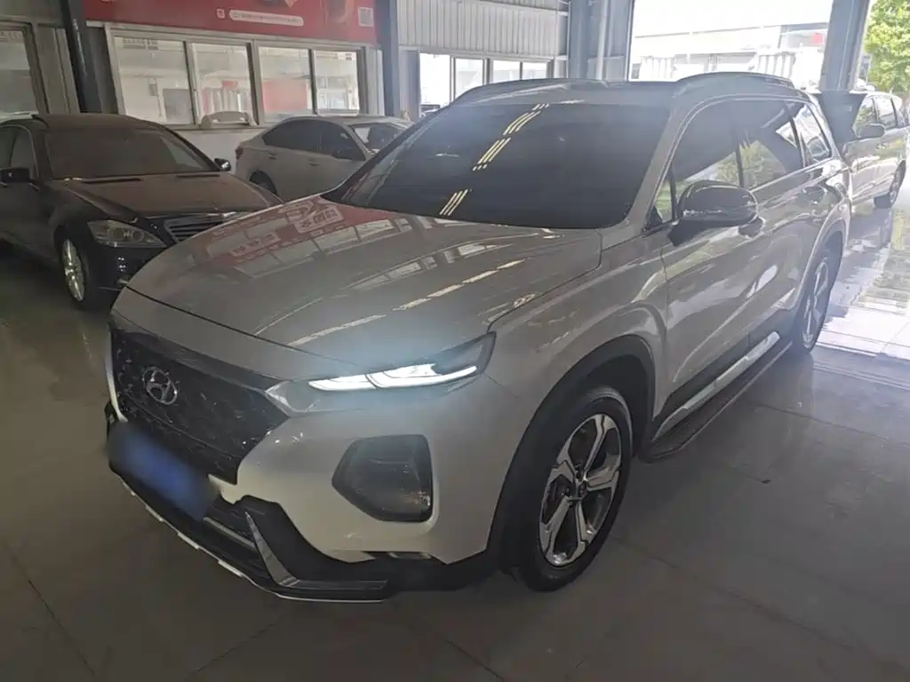 Hyundai Santa Fe — миниатюра 2