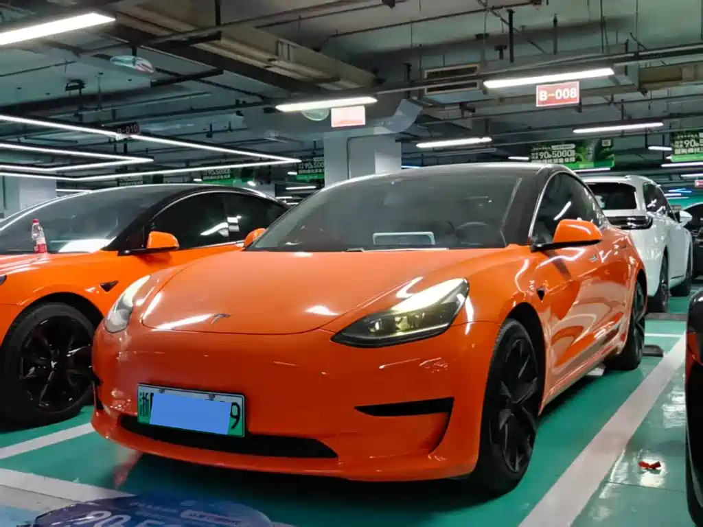 2021 Tesla Model 3 - zdjęcie 1 z 12