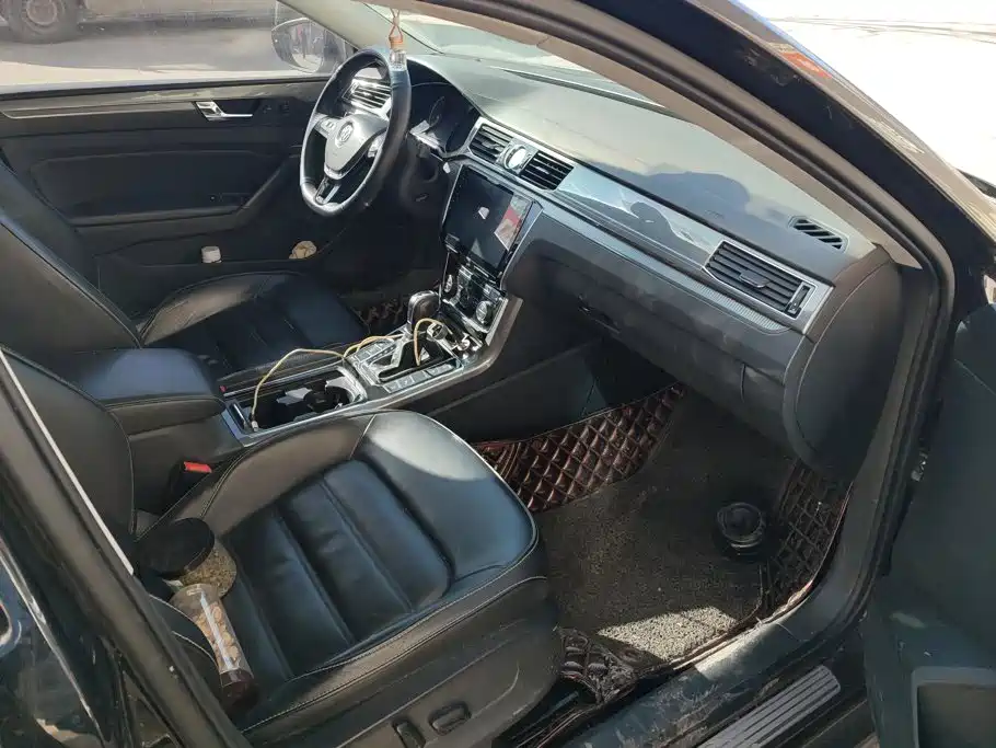Volkswagen Passat — миниатюра 8