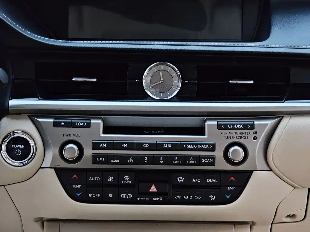 Lexus ES — миниатюра 16