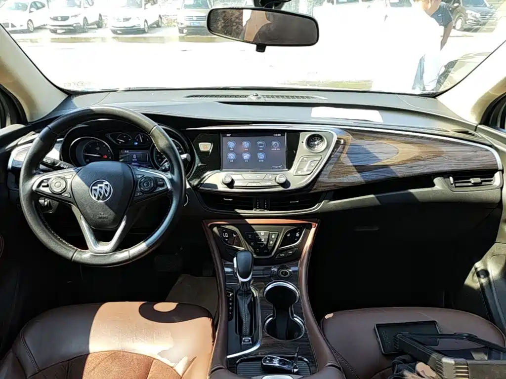 Buick Envision Plus — миниатюра 10