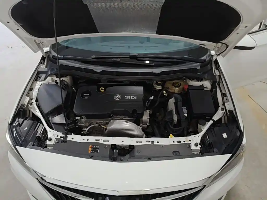 Buick Verano — миниатюра 20