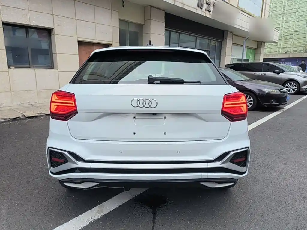 Audi Q2L — миниатюра 6