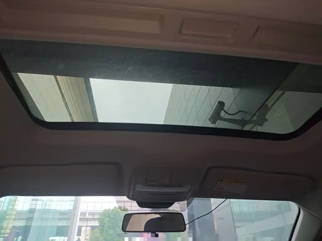 Roewe i5 — миниатюра 23