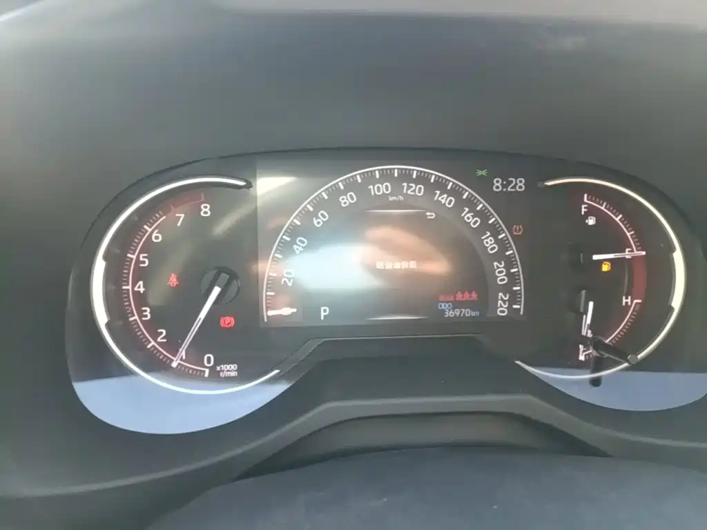 Toyota RAV4 — миниатюра 12