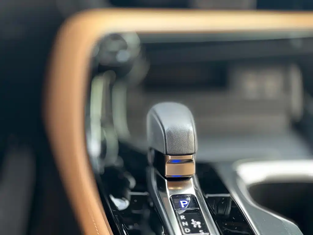 Lexus NX — миниатюра 11
