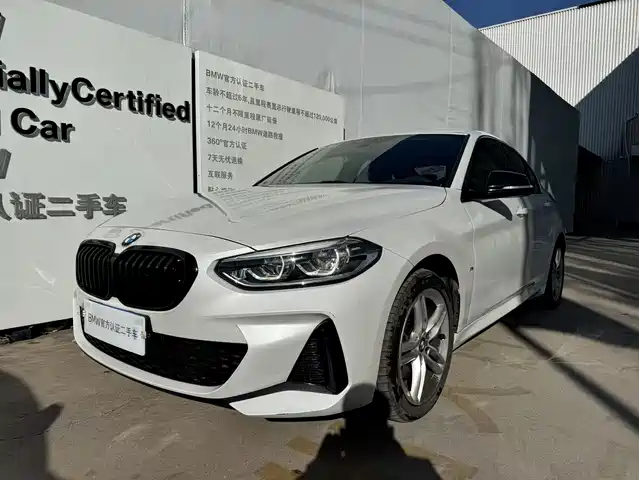 BMW 1 SERIES 2021