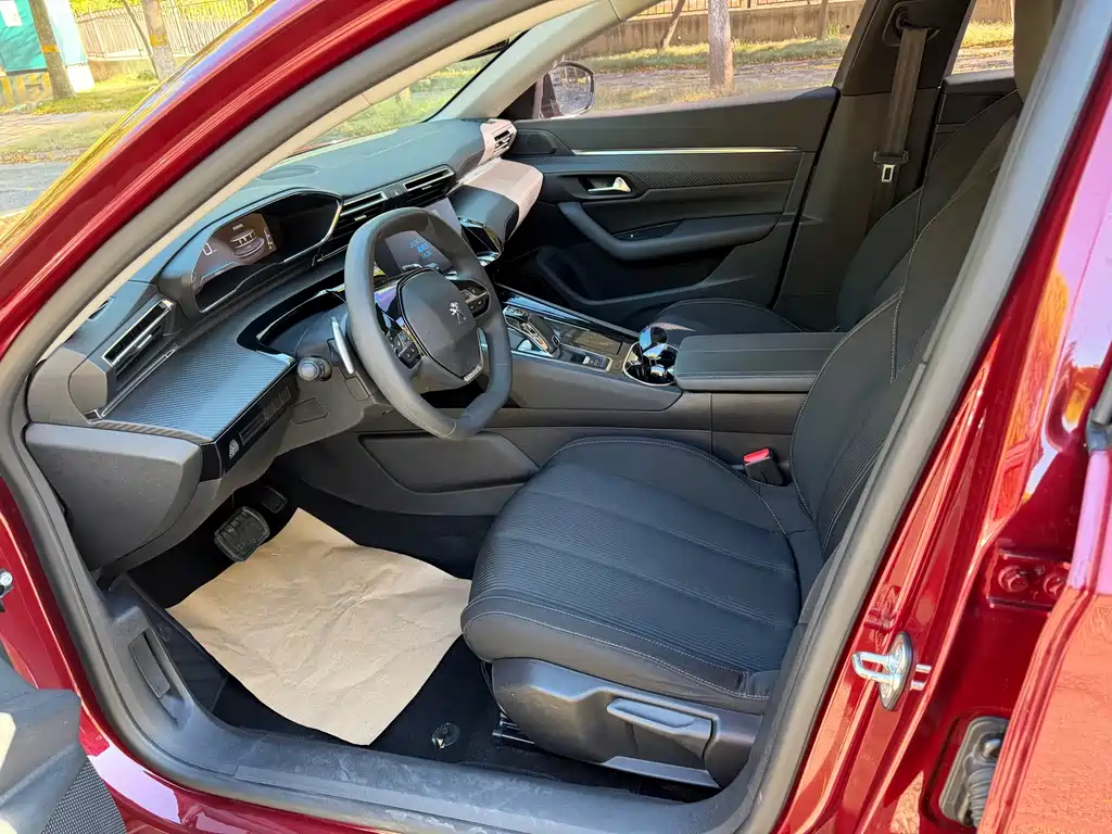 Peugeot 508 — миниатюра 5