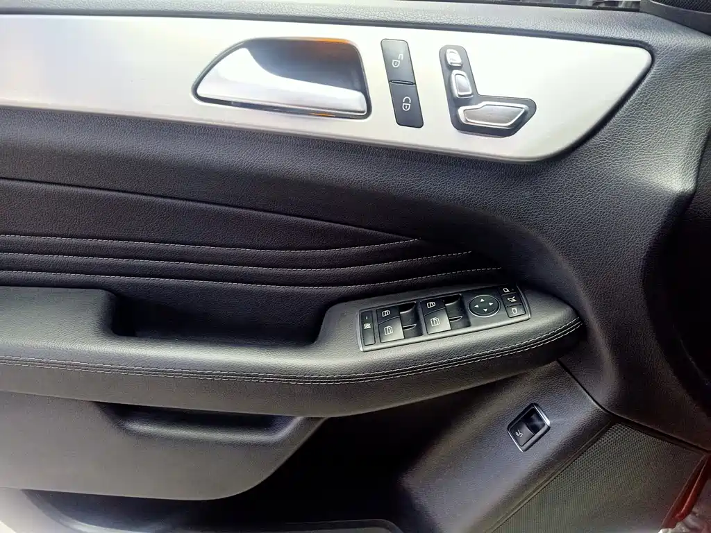 MERCEDES-BENZ GLE COUPE