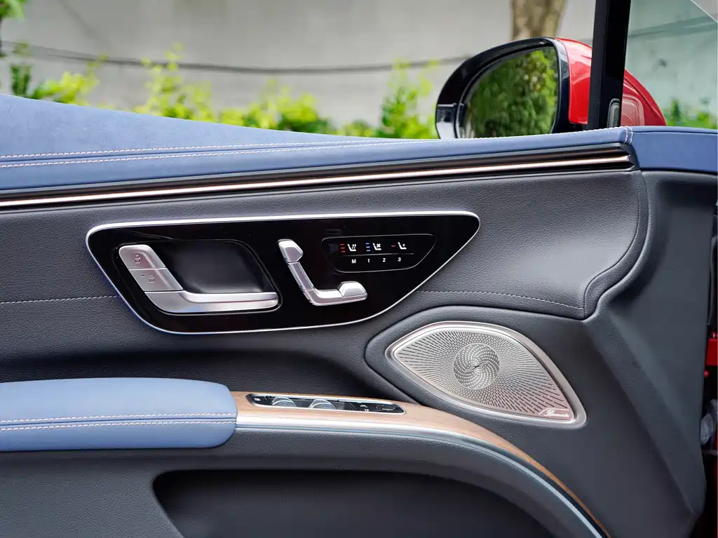 Mercedes-Benz EQS — миниатюра 20