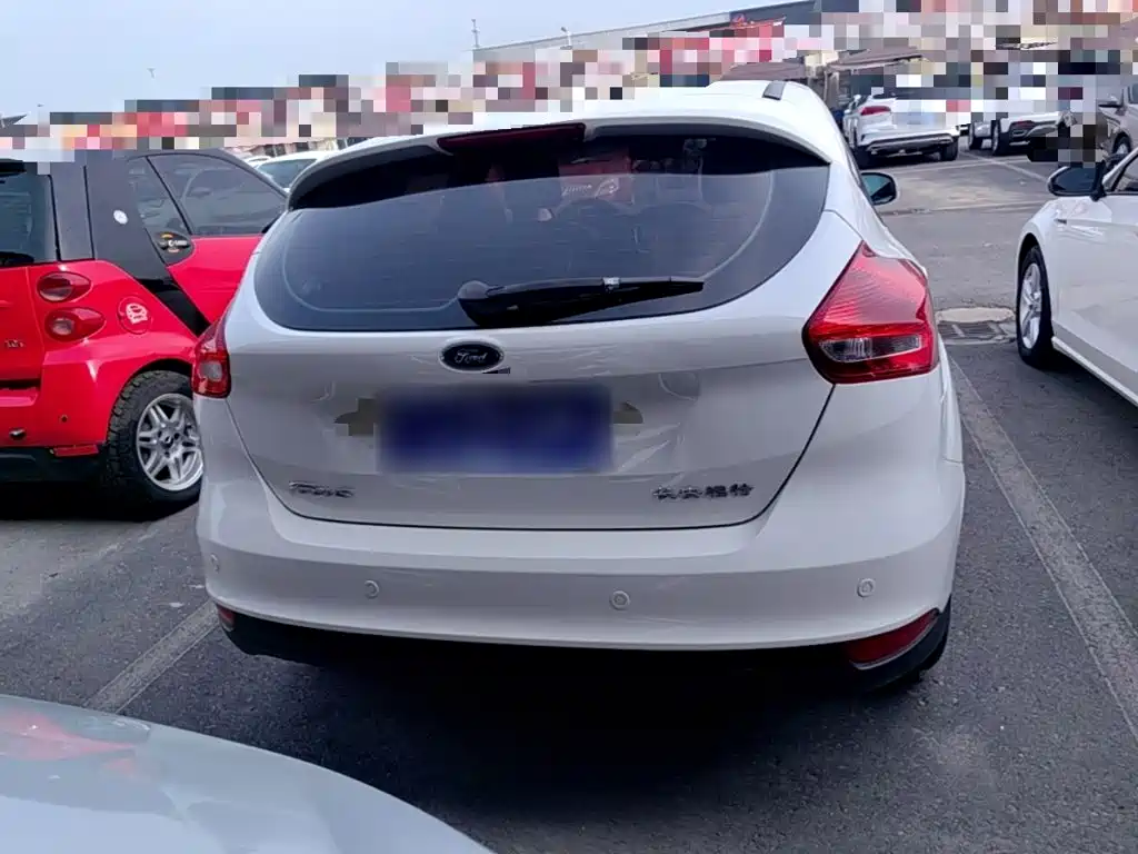 Ford Focus — миниатюра 6