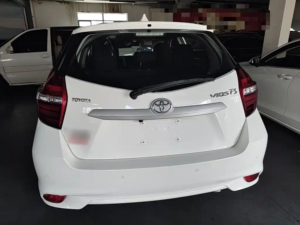 Toyota Vios FS — миниатюра 6
