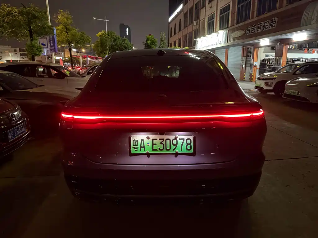 NIO EC6 — миниатюра 6