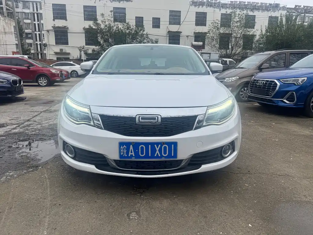 Qoros Qoros 3