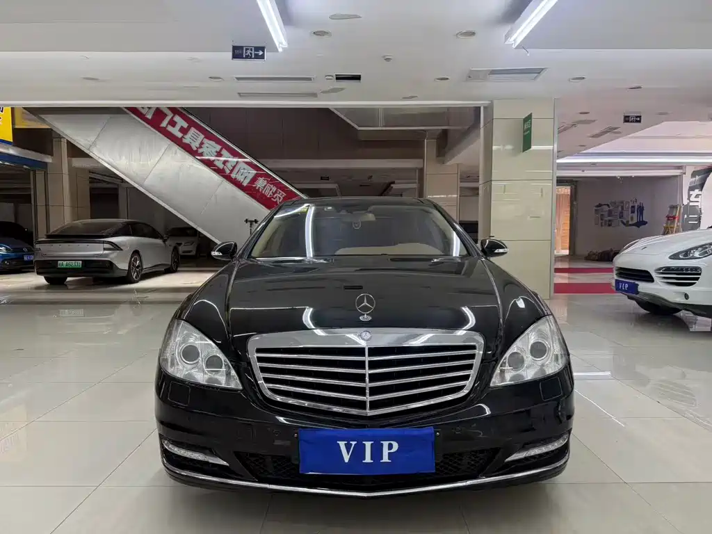 Mercedes-Benz S-Class — миниатюра 2