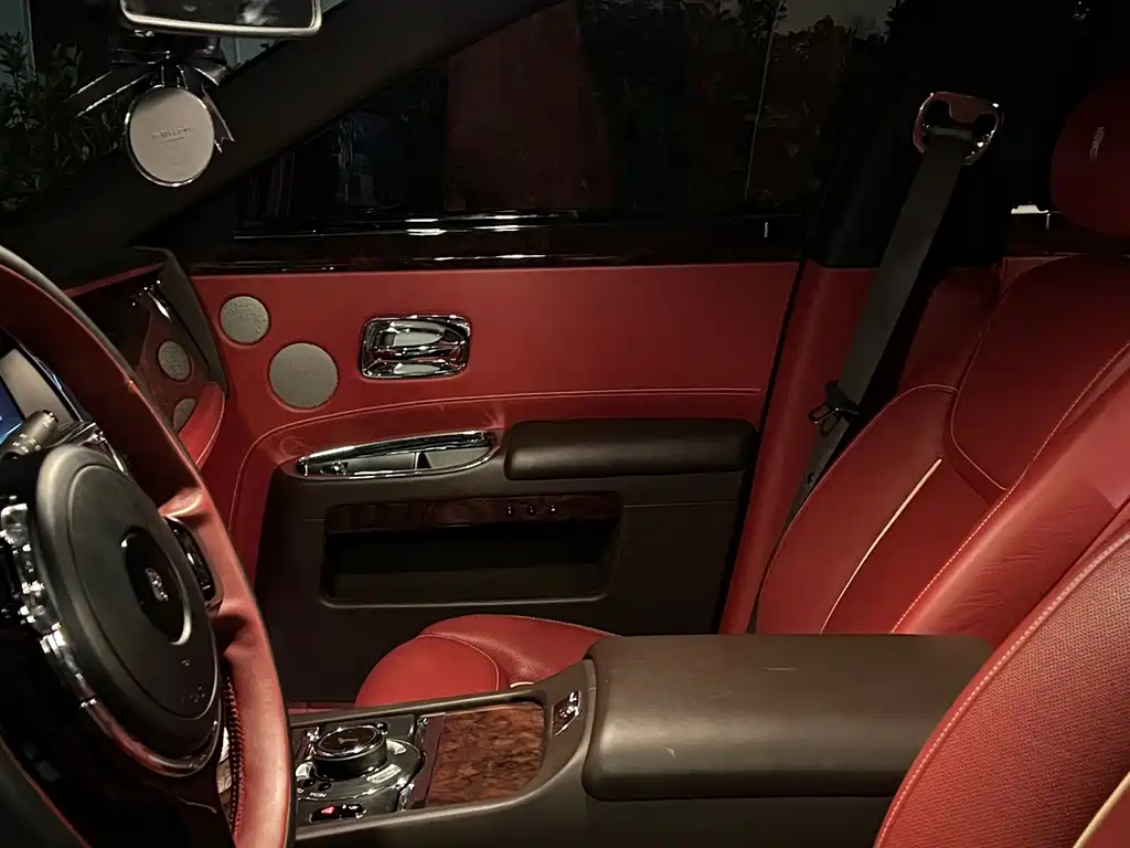 Rolls-Royce Ghost — миниатюра 9