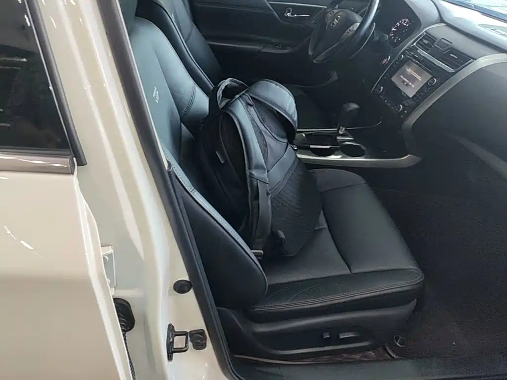Nissan Teana — миниатюра 25