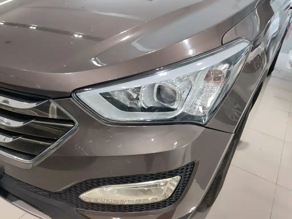 Hyundai Santa Fe — миниатюра 24