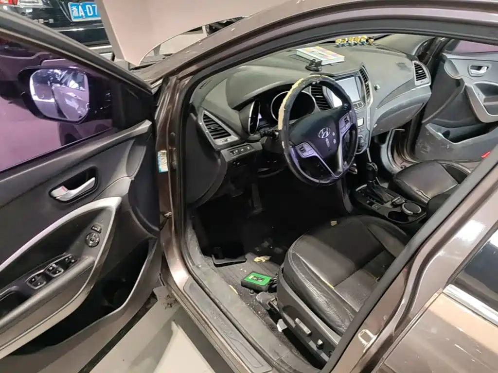 Hyundai Santa Fe — миниатюра 16