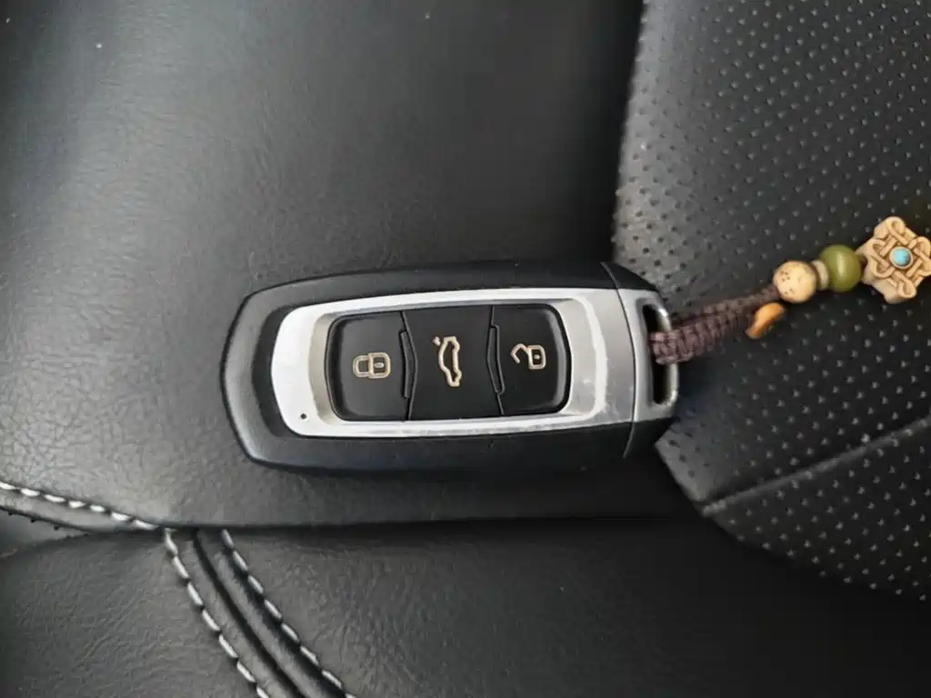 Geely Emgrand — миниатюра 9