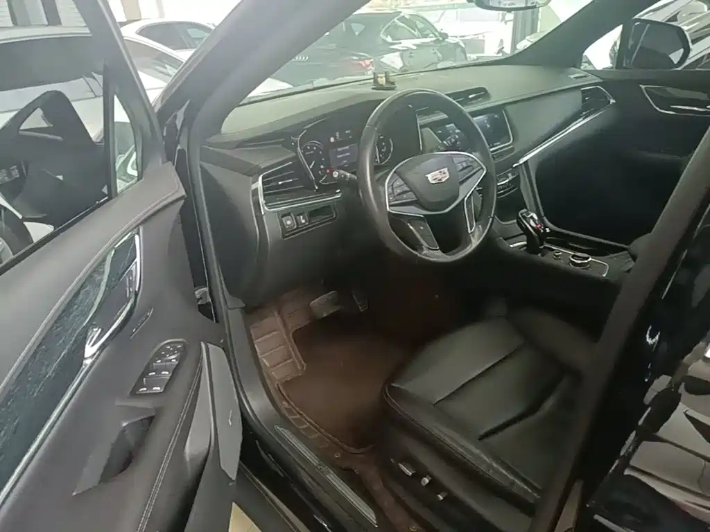 Cadillac XT5 — миниатюра 16