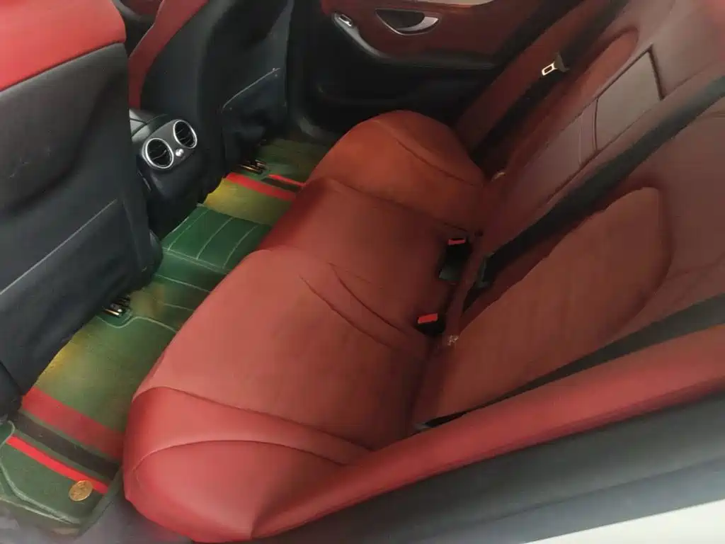 Mercedes-Benz C-Class — миниатюра 17