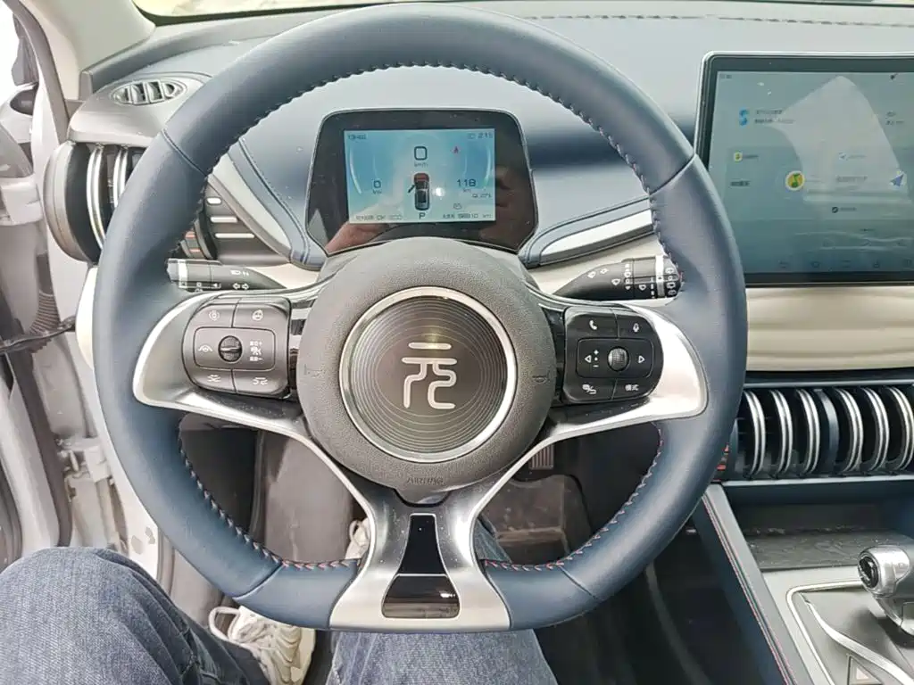 BYD Yuan Plus — миниатюра 11