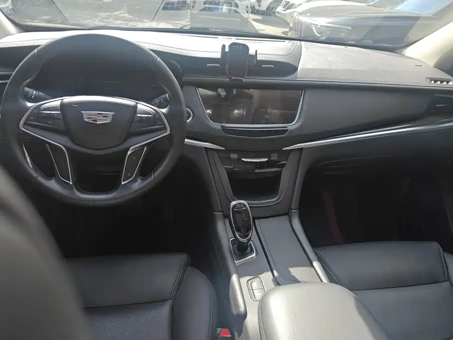 Cadillac XT5 — миниатюра 12