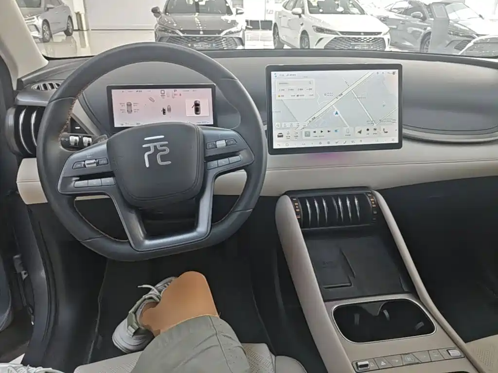 BYD Yuan Plus — миниатюра 10