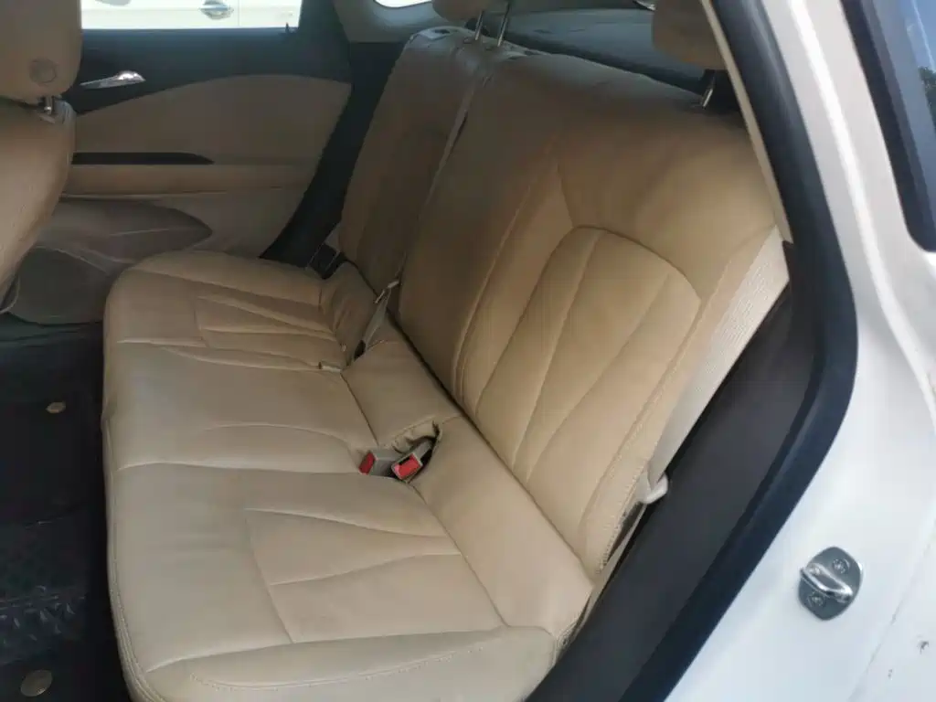 Buick Verano — миниатюра 18