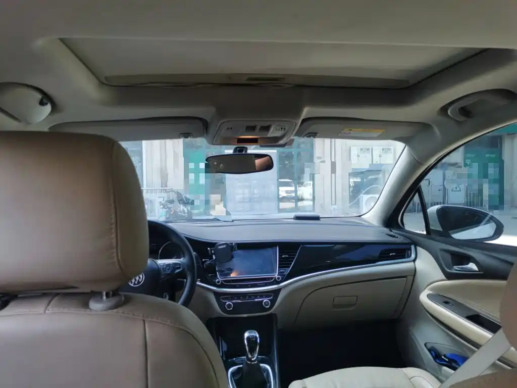 Buick Verano — миниатюра 19